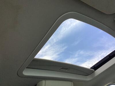 2012 Chrysler Town & Country Touring-L   - Photo 32 - Crest Hill, IL 60403