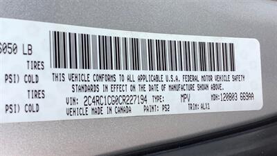 2012 Chrysler Town & Country Touring-L   - Photo 23 - Crest Hill, IL 60403