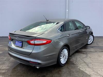 2014 Ford Fusion Energi Titanium   - Photo 11 - Crest Hill, IL 60403