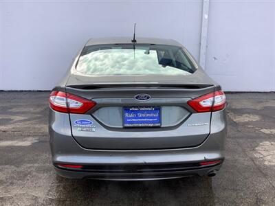 2014 Ford Fusion Energi Titanium   - Photo 10 - Crest Hill, IL 60403