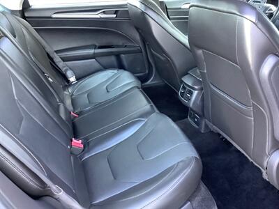 2014 Ford Fusion Energi Titanium   - Photo 33 - Crest Hill, IL 60403