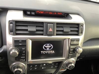 2011 Toyota 4Runner Limited   - Photo 17 - Crest Hill, IL 60403