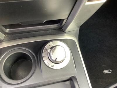 2011 Toyota 4Runner Limited   - Photo 20 - Crest Hill, IL 60403