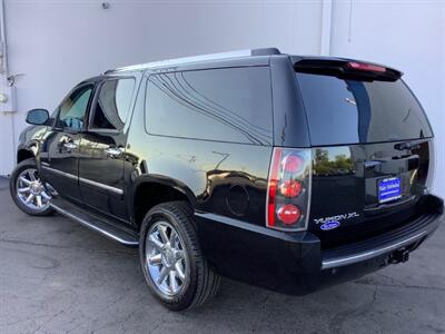 2013 GMC Yukon   - Photo 4 - Crest Hill, IL 60403