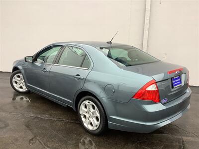 2011 Ford Fusion SE   - Photo 4 - Crest Hill, IL 60403