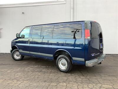 2002 Chevrolet Express G2500 LS   - Photo 5 - Crest Hill, IL 60403