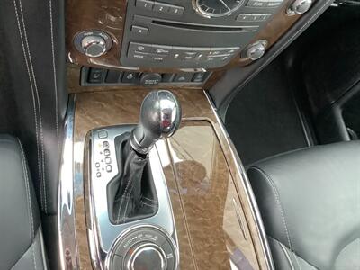 2017 INFINITI QX80 - Photo 19 - Crest Hill, IL 60403