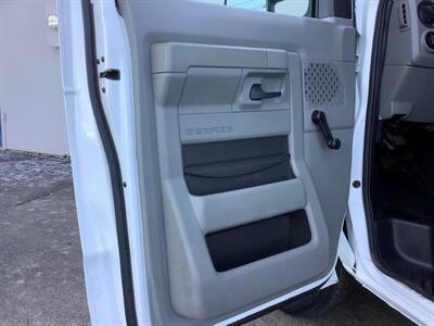 2013 Ford E-150   - Photo 9 - Crest Hill, IL 60403