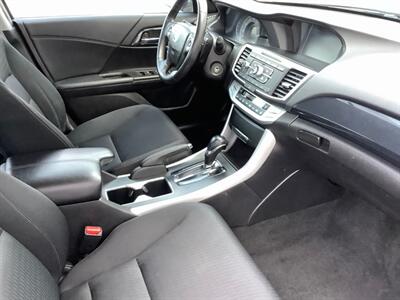 2015 Honda Accord Sport   - Photo 31 - Crest Hill, IL 60403