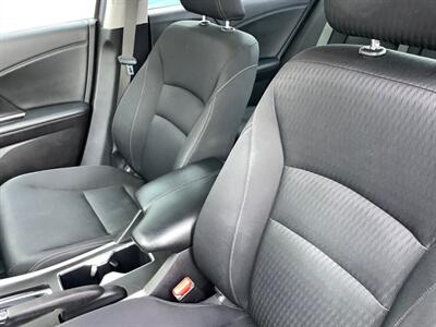2015 Honda Accord Sport   - Photo 17 - Crest Hill, IL 60403