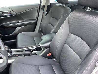 2015 Honda Accord Sport   - Photo 22 - Crest Hill, IL 60403