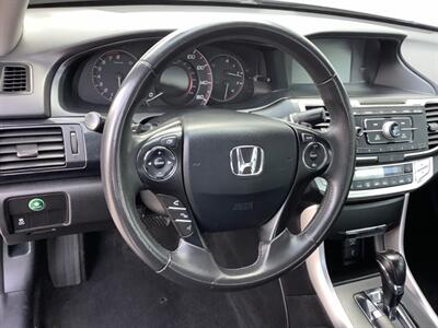 2015 Honda Accord Sport   - Photo 16 - Crest Hill, IL 60403