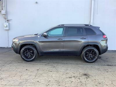 2019 Jeep Cherokee Trailhawk   - Photo 3 - Crest Hill, IL 60403