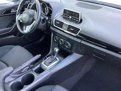 2014 Mazda Mazda3 i Touring   - Photo 31 - Crest Hill, IL 60403
