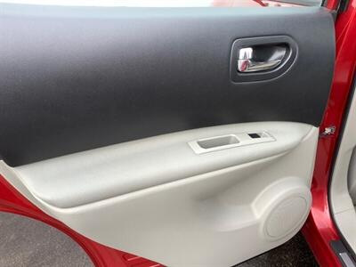 2014 Nissan Rogue Select S   - Photo 22 - Crest Hill, IL 60403