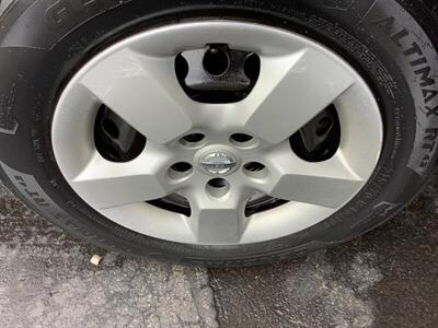 2014 Nissan Rogue Select S   - Photo 33 - Crest Hill, IL 60403