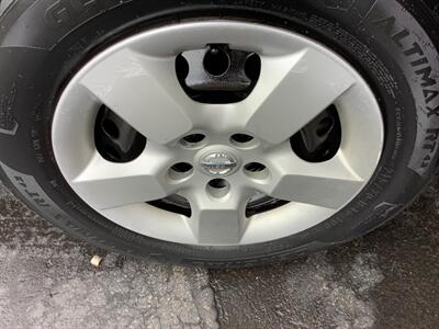 2014 Nissan Rogue Select S   - Photo 33 - Crest Hill, IL 60403