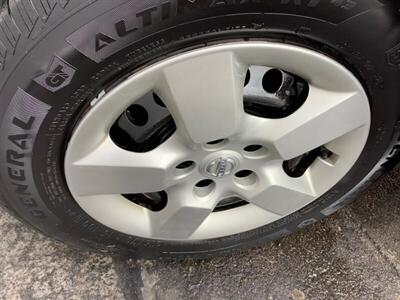 2014 Nissan Rogue Select S   - Photo 36 - Crest Hill, IL 60403