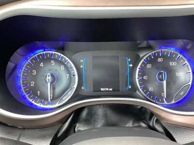 2017 Chrysler Pacifica Touring-L   - Photo 24 - Crest Hill, IL 60403