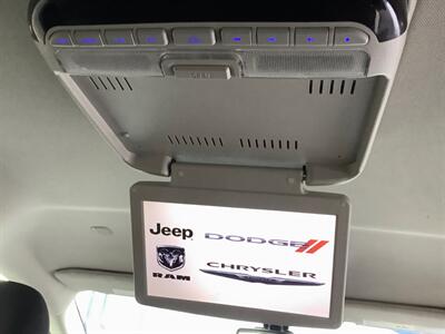 2017 Chrysler Pacifica Touring-L   - Photo 44 - Crest Hill, IL 60403