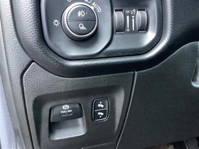 2019 RAM 1500 Big Horn   - Photo 21 - Crest Hill, IL 60403