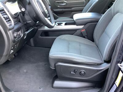 2019 RAM 1500 Big Horn   - Photo 16 - Crest Hill, IL 60403
