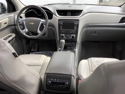 2015 Chevrolet Traverse LTZ   - Photo 44 - Crest Hill, IL 60403