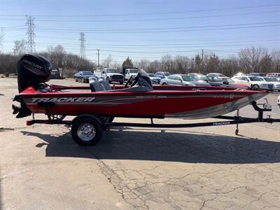 2017 TRACKER PRO 175   - Photo 7 - Crest Hill, IL 60403