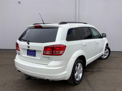 2010 Dodge Journey SXT   - Photo 6 - Crest Hill, IL 60403