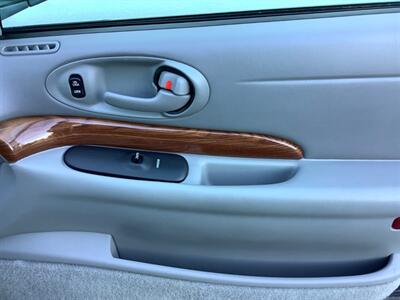 2003 Buick LeSabre Custom   - Photo 24 - Crest Hill, IL 60403