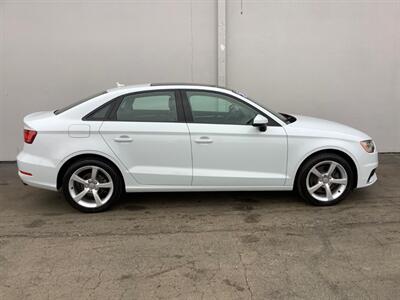2015 Audi A3 2.0T quattro Premium - Photo 7 - Crest Hill, IL 60403