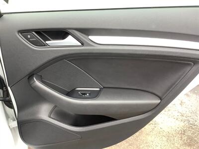 2015 Audi A3 2.0T quattro Premium - Photo 27 - Crest Hill, IL 60403