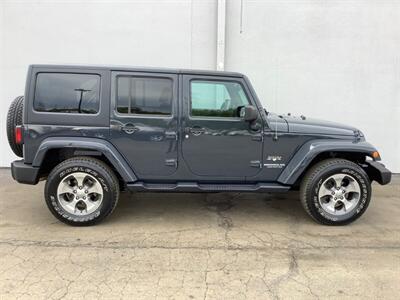 2017 Jeep Wrangler Sahara - Photo 9 - Crest Hill, IL 60403