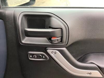 2017 Jeep Wrangler Sahara - Photo 34 - Crest Hill, IL 60403