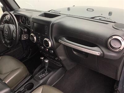 2017 Jeep Wrangler Sahara - Photo 37 - Crest Hill, IL 60403