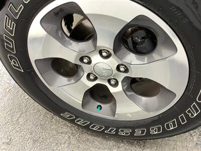 2017 Jeep Wrangler Sahara - Photo 50 - Crest Hill, IL 60403