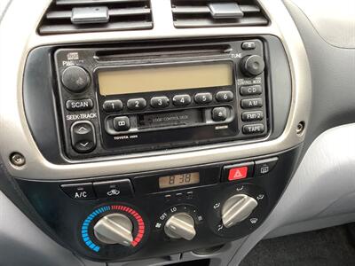 2001 Toyota RAV4   - Photo 10 - Crest Hill, IL 60403