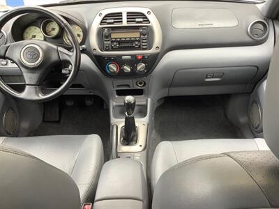 2001 Toyota RAV4   - Photo 27 - Crest Hill, IL 60403