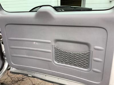 2001 Toyota RAV4   - Photo 28 - Crest Hill, IL 60403