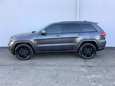2017 Jeep Grand Cherokee Altitude   - Photo 3 - Crest Hill, IL 60403