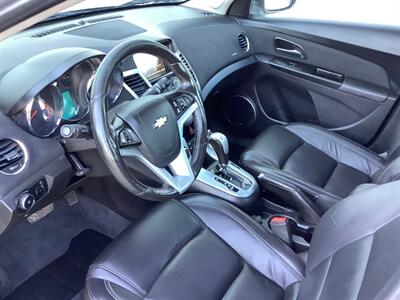 2014 Chevrolet Cruze 2LT Auto   - Photo 17 - Crest Hill, IL 60403
