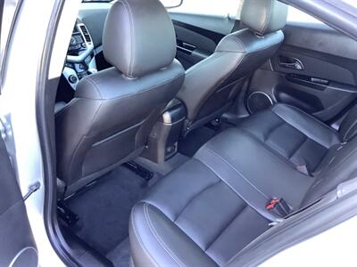 2014 Chevrolet Cruze 2LT Auto   - Photo 27 - Crest Hill, IL 60403