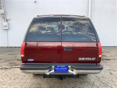 1999 Chevrolet Suburban K1500   - Photo 6 - Crest Hill, IL 60403