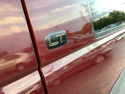 1999 Chevrolet Suburban K1500   - Photo 37 - Crest Hill, IL 60403