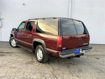 1999 Chevrolet Suburban K1500   - Photo 4 - Crest Hill, IL 60403