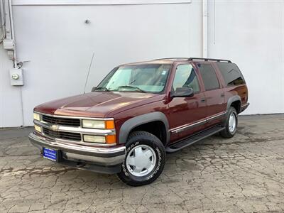1999 Chevrolet Suburban K1500   - Photo 2 - Crest Hill, IL 60403