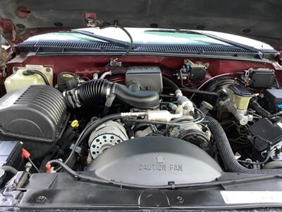 1999 Chevrolet Suburban K1500   - Photo 39 - Crest Hill, IL 60403