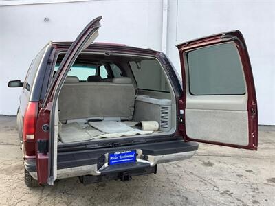 1999 Chevrolet Suburban K1500 LT - Photo 31 - Crest Hill, IL 60403
