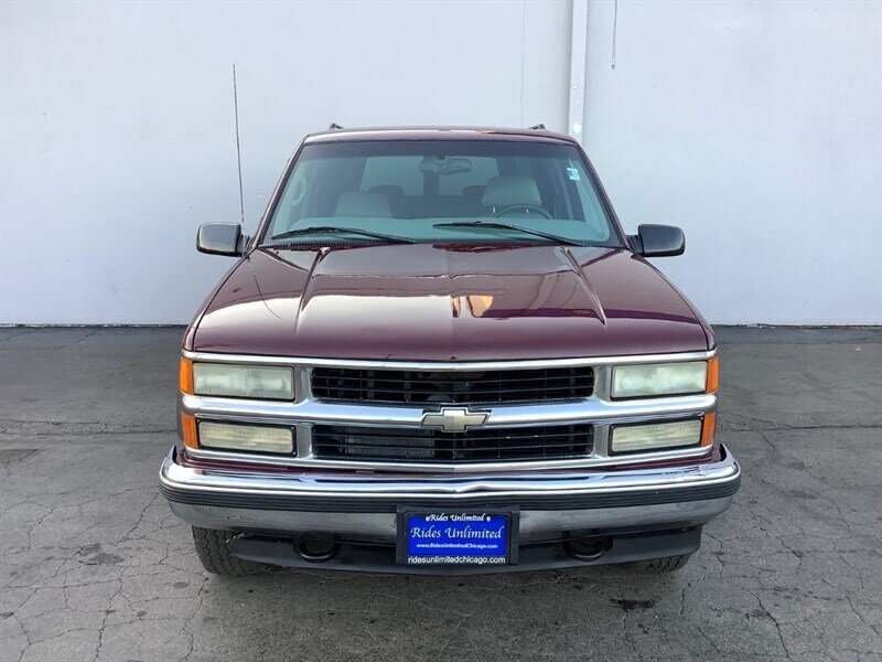 1999 Chevrolet Suburban LT photo 10