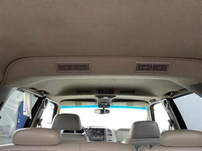 1999 Chevrolet Suburban K1500 LT - Photo 35 - Crest Hill, IL 60403